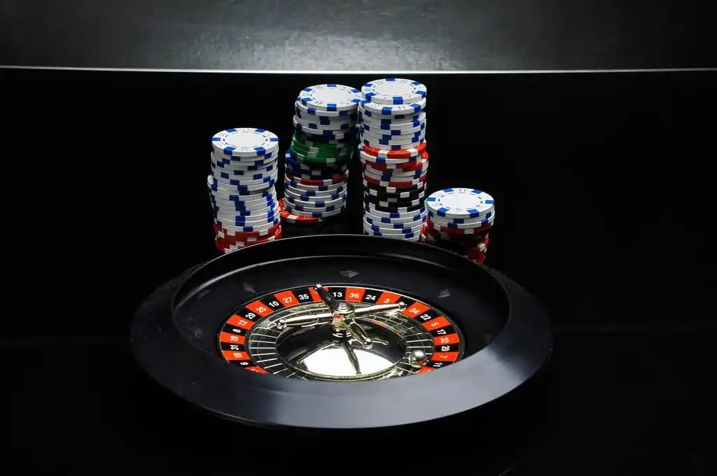 Taruhan olahraga sepak bola dan esports terbaru
